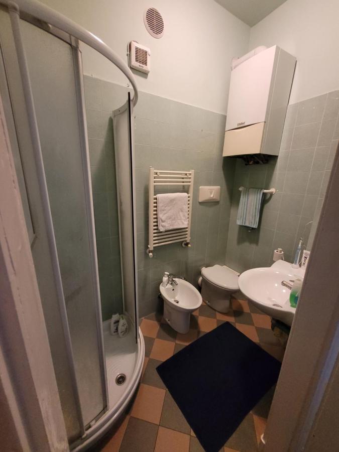 Trilocale In Villa Signorile Милано Екстериор снимка