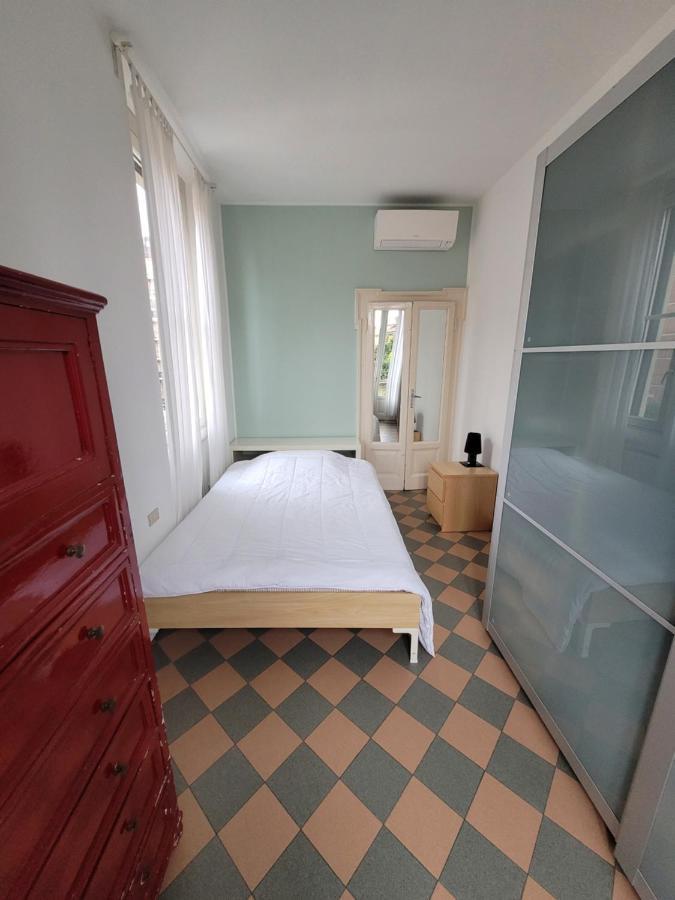 Trilocale In Villa Signorile Милано Екстериор снимка
