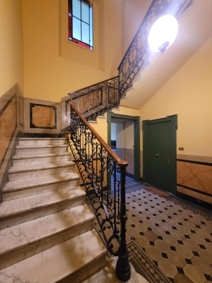 Trilocale In Villa Signorile Милано Екстериор снимка